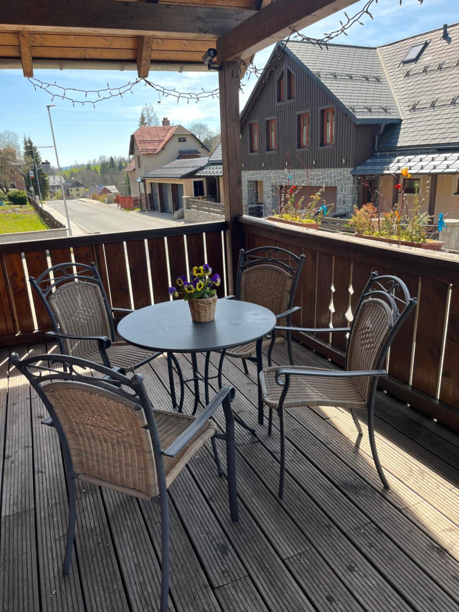 Rodinne Apartmany Rafael Bedrichov Buitenkant foto